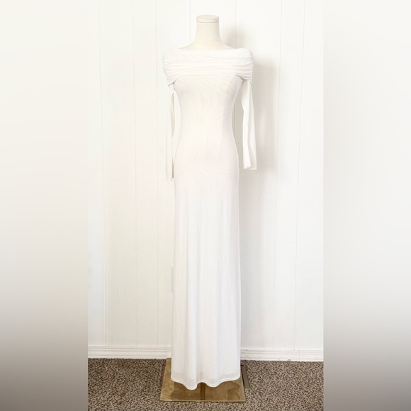 Meshki Josie Off Shoulder Mesh Maxi Dress Small in Ivory Wedding Bridal - Picture 6 of 13